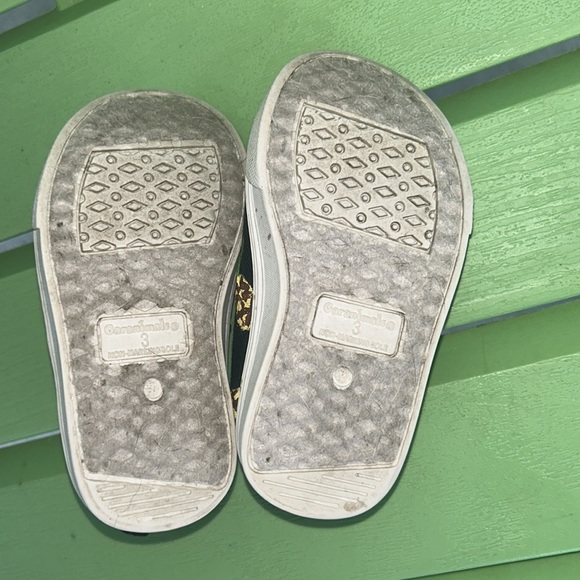 🌻 Pineapple Slides 🍍 Toddler Size 3 🛍️ Preloved - Picture 4 of 7